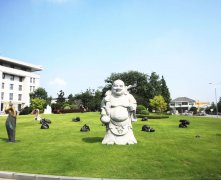 石雕艺术：凝固的时光，永恒的美学